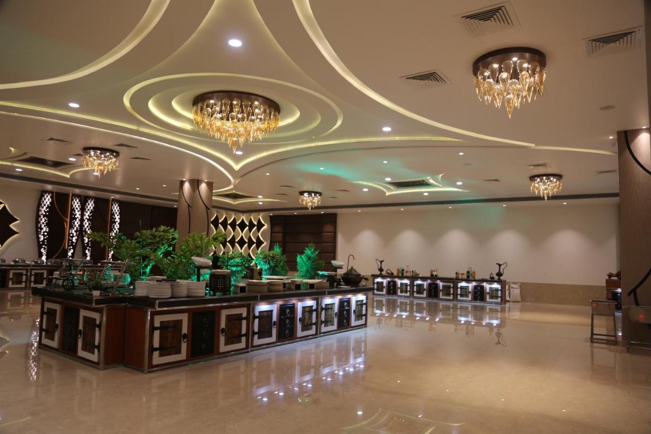 Hotel Prince Viraj Jabalpur Exterior foto